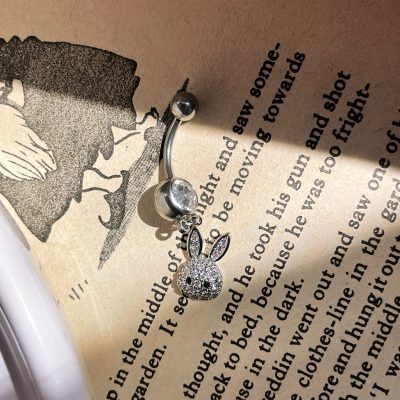 پیرسینگ ناف خرگوش جواهری رودیوم پین استیل
