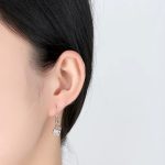 گوشواره آویزدار مکعب آبکاری نقره ای
