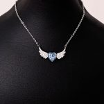 گردنبند طرح قلب و بال فرشته کریستال قلب آبی Swarovski و بال کریستال زیرکونیا AAA+ نقره 925