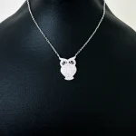 گردنبند آویزدار طرح جغد جواهری مینیمال کریستال زیرکونیا AAA+ مخراج کاری شده آبکاری رودیوم نقره استرلینگ 925