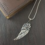 گردنبند بال گل رز استیل