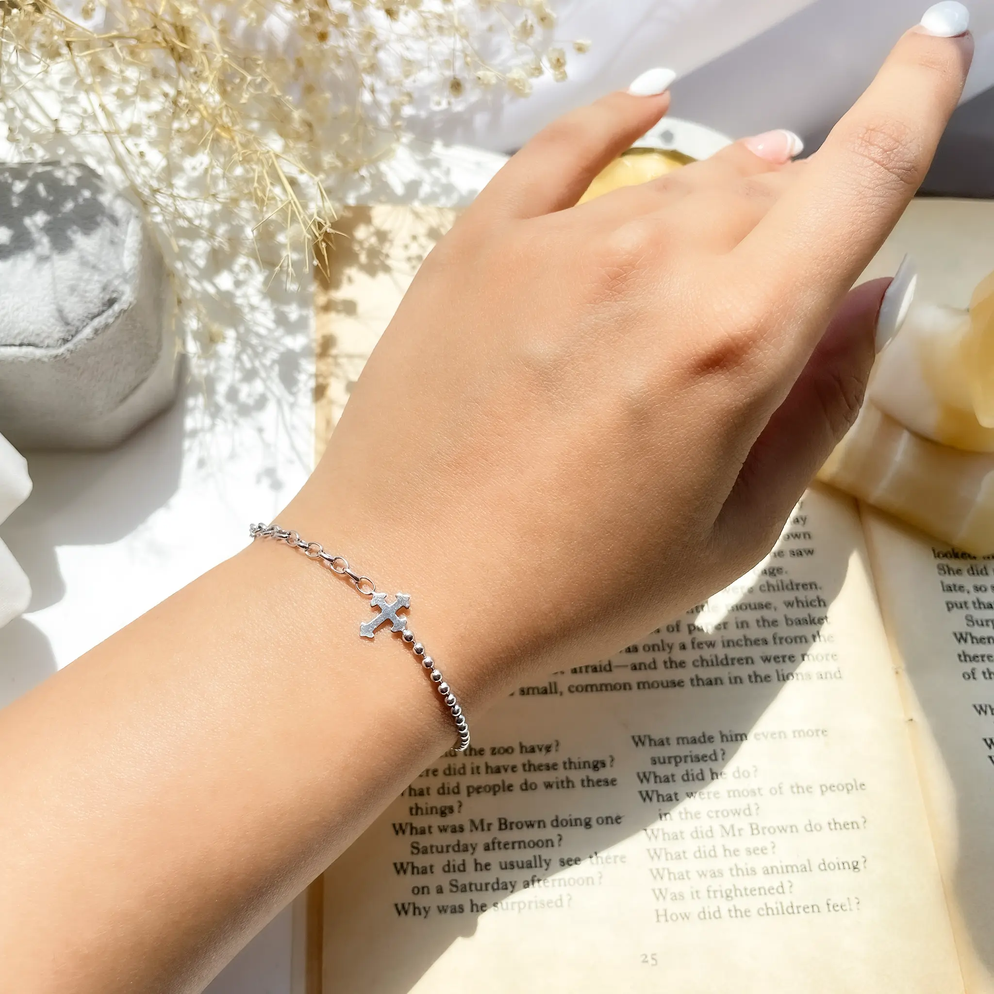 دستبند صلیب مینیمال نقره دستبند صلیب مینیمال نقره