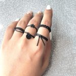 پک انگشتر آویزدار هندسی ستاره مشکی مات