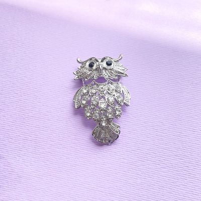 گل سینه جغد نقره ای
