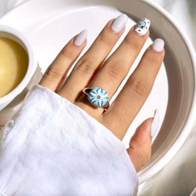 حلقه گل آبی سفید آبکاری رودیوم