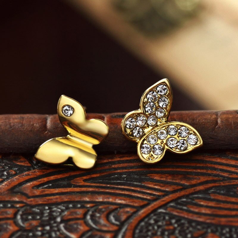 گوشواره نامتفارن پروانه جواهری آبکاری رودیوم طلایی