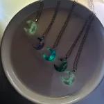 گردنبند هلال ماه شبتاب