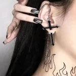 فیک پلاگ صلیب مشکی آویزدار