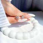 گوشواره دانه برف مینیمال آبکاری رودیوم