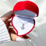 گردنبند تاج مینیمال جواهری نقره