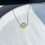 دستبند بابونه مینیمال نقره