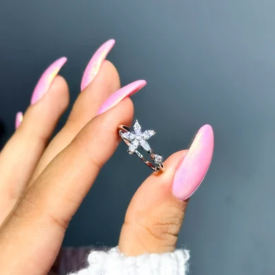 انگشتر گل مینیمال قابل تنظیم