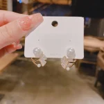 گوشواره دم وال مروارید