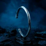 دستبند طرح میخی استیل مات و براق