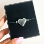 دستبند قلب اثر انگشت شب تاب