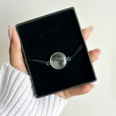 دستبند ماه کامل شب تاب