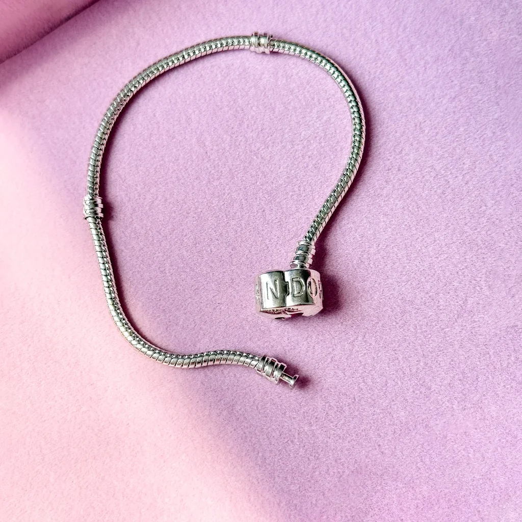 دستبند پاندورا زنجیری قفل گرد حک دار