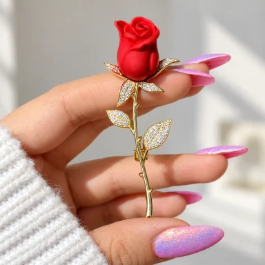 گل سینه رز جاودان جواهری